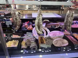 693-biocoop-pont-de-beauvoisin-porte-de-savoie-magasin-alimentation-bio-charcuterie-coupe-local.webp
